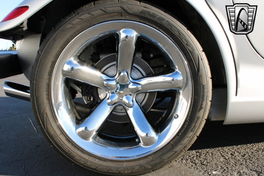 2001 Plymouth Prowler - Image 15 of 21