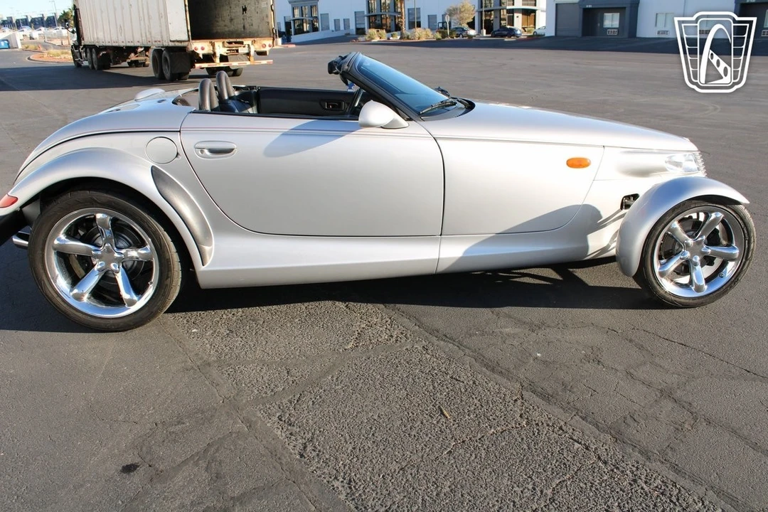 2001 Plymouth Prowler - Image 9 of 12