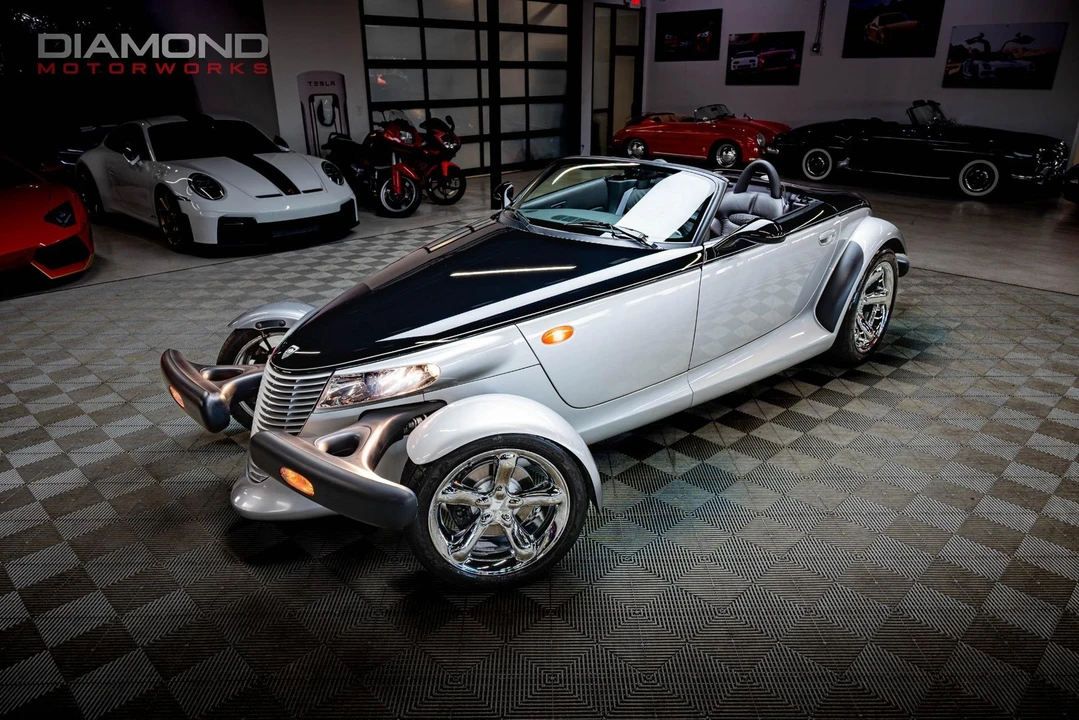 2001 Plymouth Prowler - Image 9 of 12