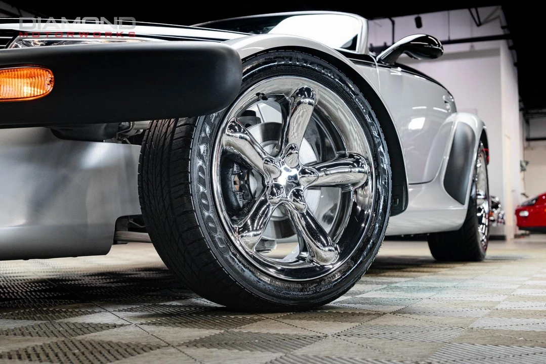 2001 Plymouth Prowler - Image 7 of 12