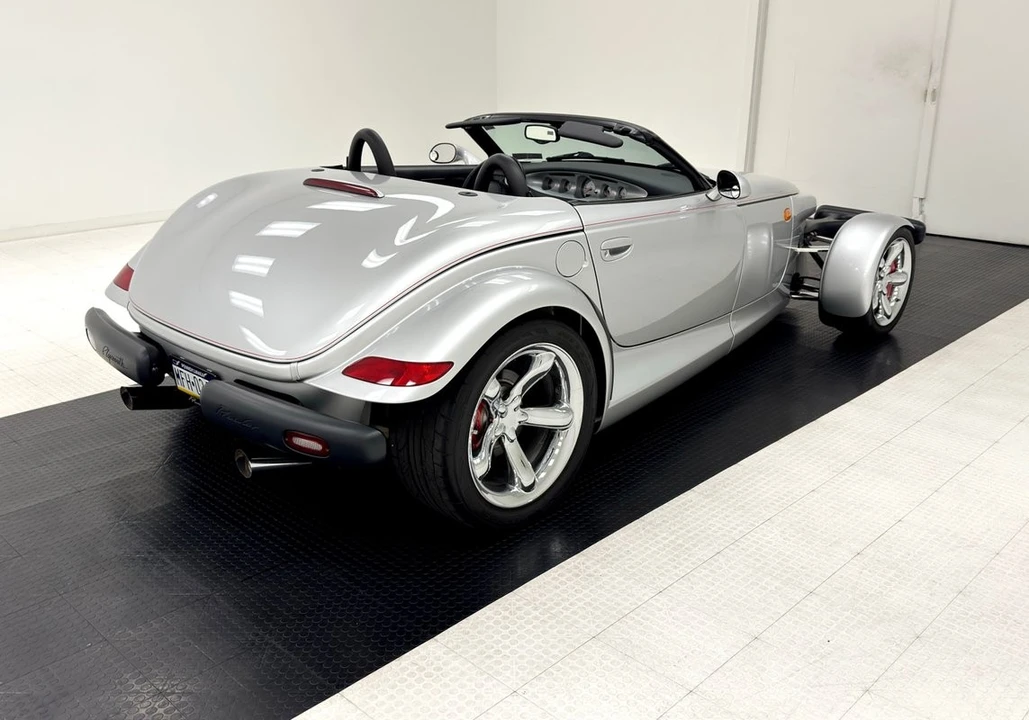 2001 Plymouth Prowler - Image 8 of 12