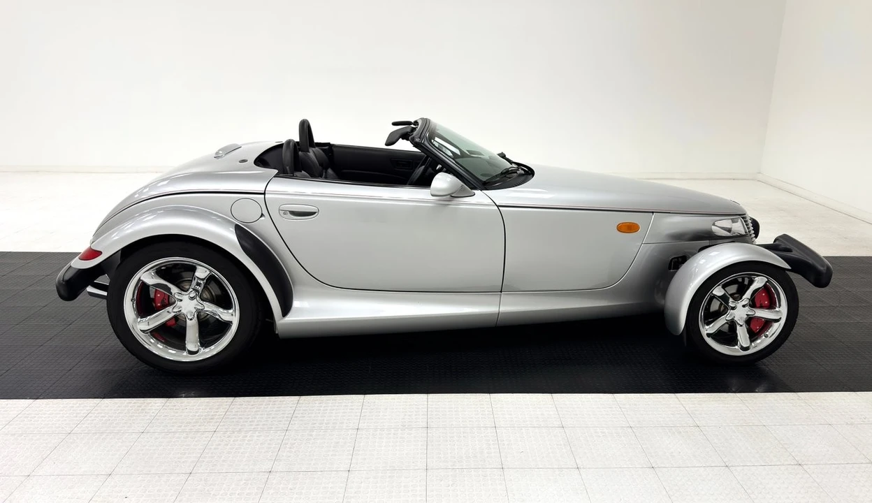 2001 Plymouth Prowler - Image 9 of 12
