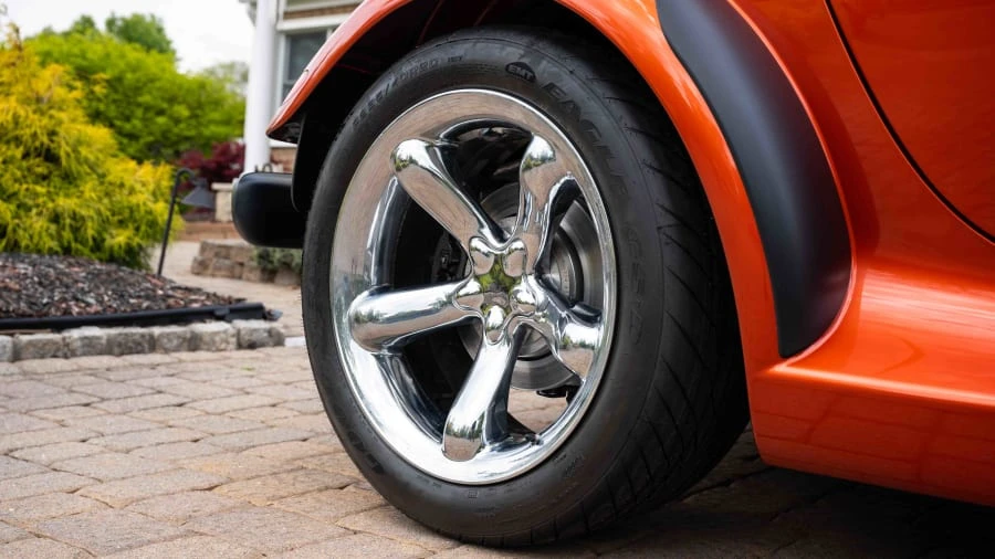 2001 Plymouth Prowler - Image 18 of 31