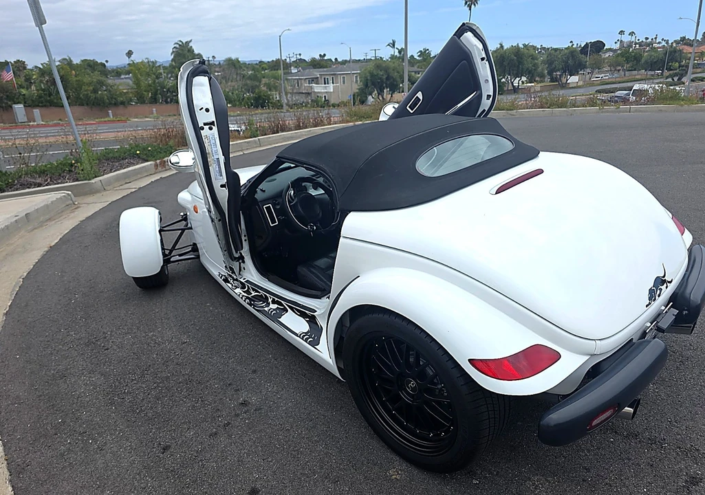 2001 Plymouth Prowler - Image 15 of 31