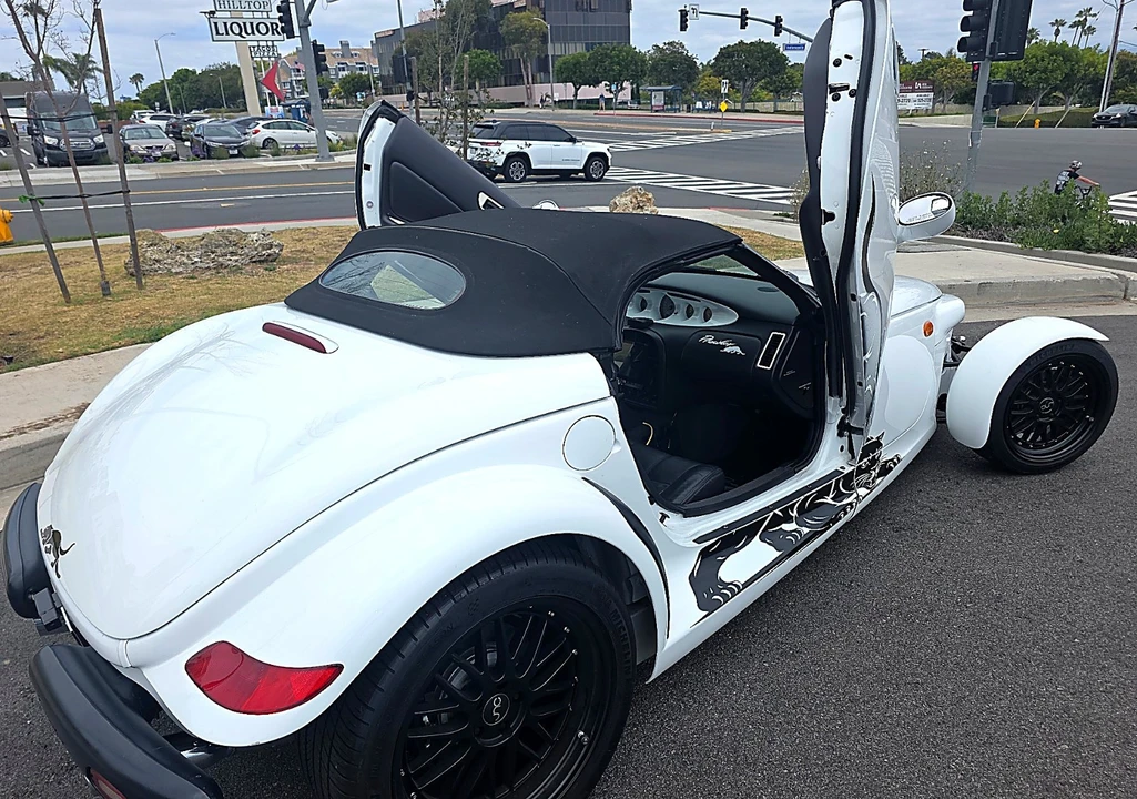 2001 Plymouth Prowler - Image 16 of 31