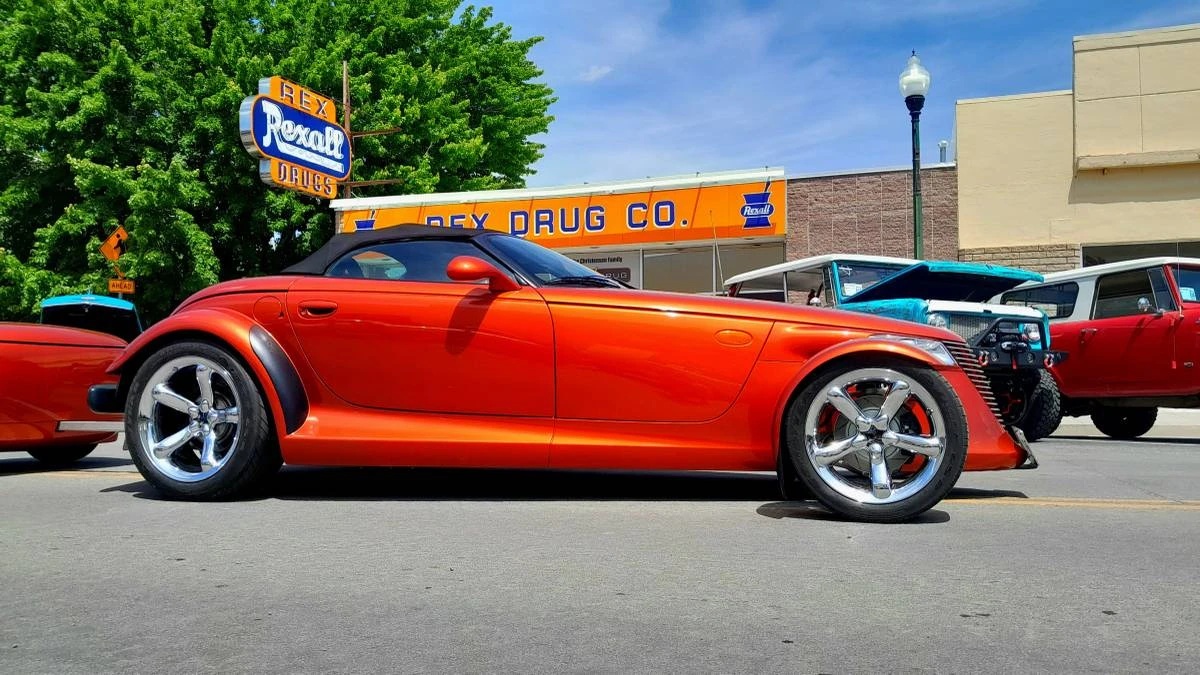 2001 Plymouth Prowler - Image 2 of 2