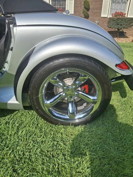 2001 Plymouth Prowler - Image 10 of 14