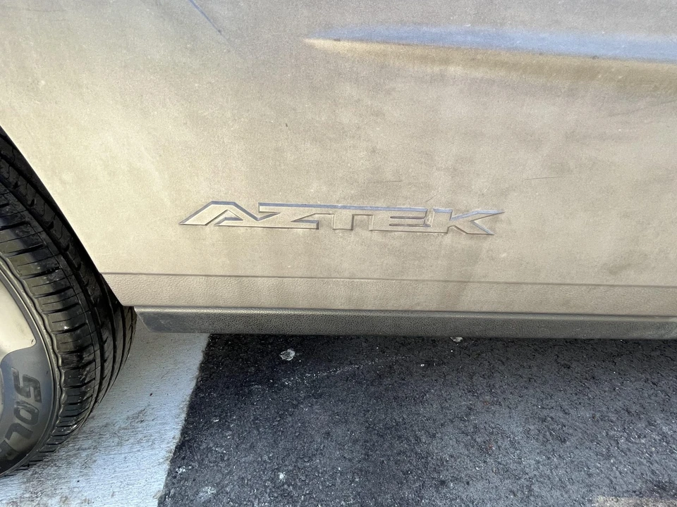 2001 Pontiac Aztek - Image 31 of 31