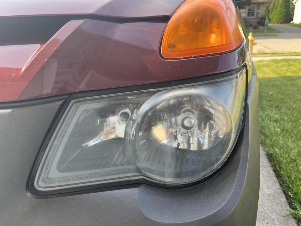 2001 Pontiac Aztek - Image 13 of 31