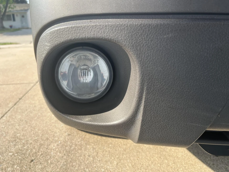 2001 Pontiac Aztek - Image 14 of 31