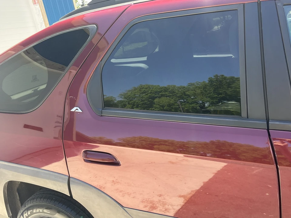 2001 Pontiac Aztek - Image 23 of 31