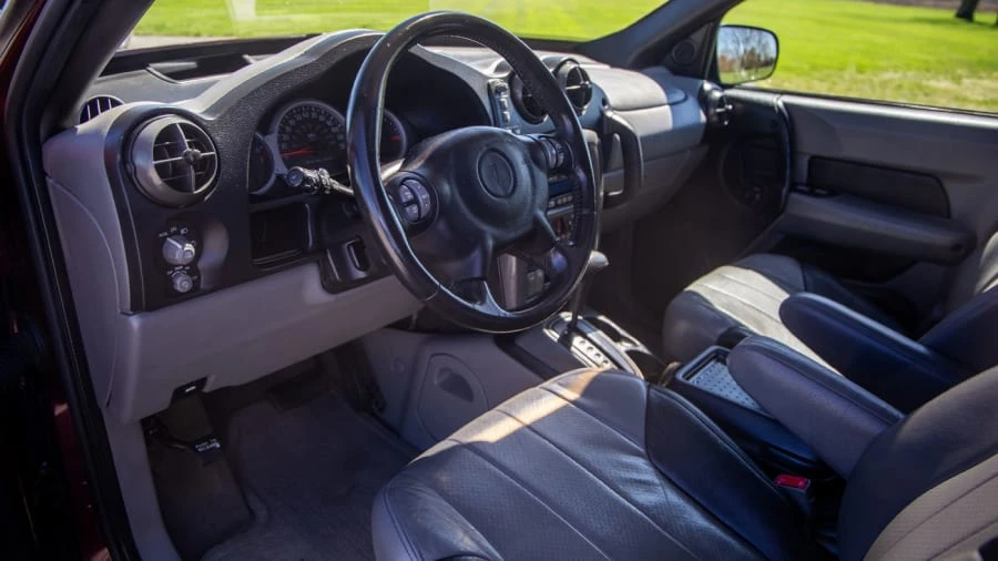 2001 Pontiac Aztek - Image 10 of 28