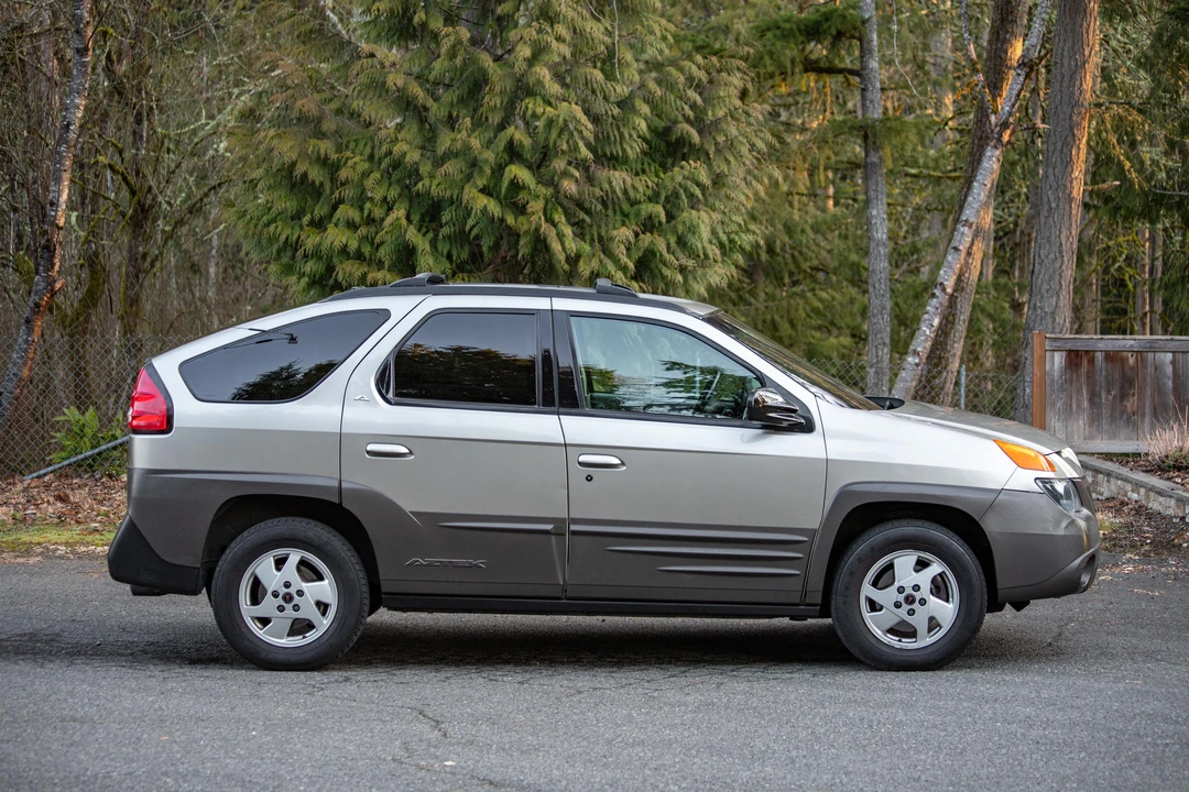 2001 Pontiac Aztek - Image 9 of 31