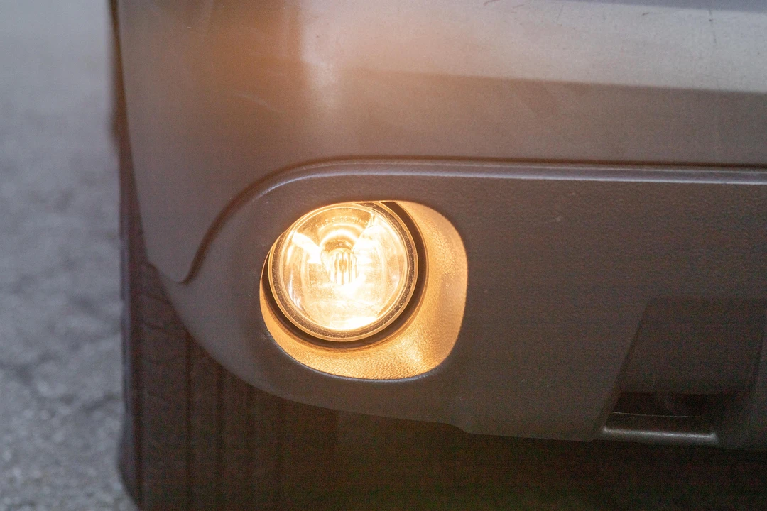 2001 Pontiac Aztek - Image 16 of 31