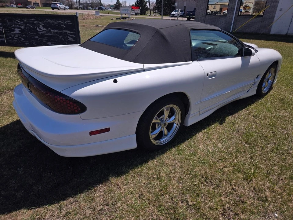 2001 Pontiac Firebird 4th Gen - Image 12 of 21