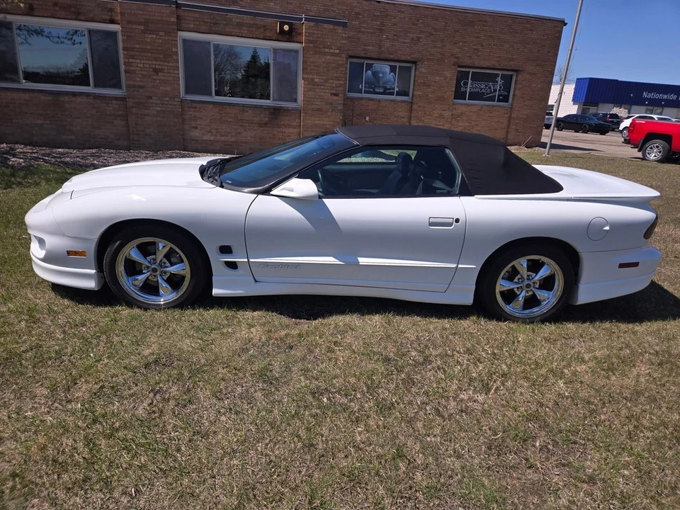 2001 Pontiac Firebird 4th Gen - Image 8 of 21