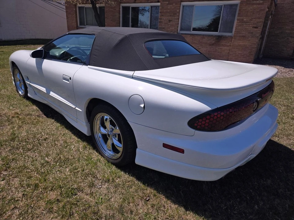2001 Pontiac Firebird 4th Gen - Image 9 of 21