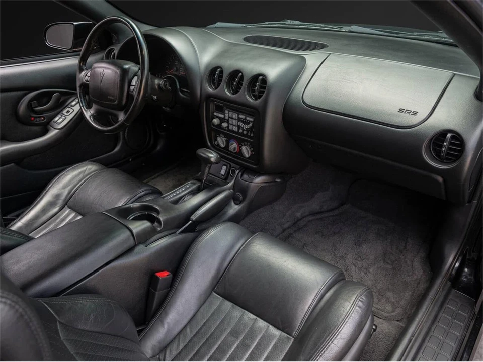 2001 Pontiac Firebird 4th Gen - Image 18 of 21