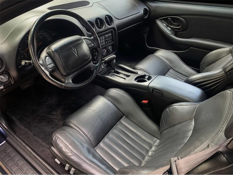 2001 Pontiac Firebird 4th Gen - Image 11 of 21