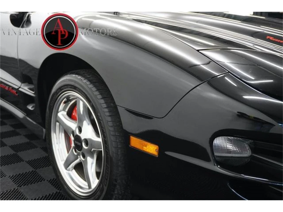 2001 Pontiac Firebird 4th Gen - Image 18 of 31