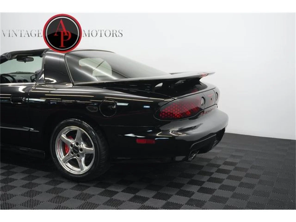 2001 Pontiac Firebird 4th Gen - Image 14 of 31