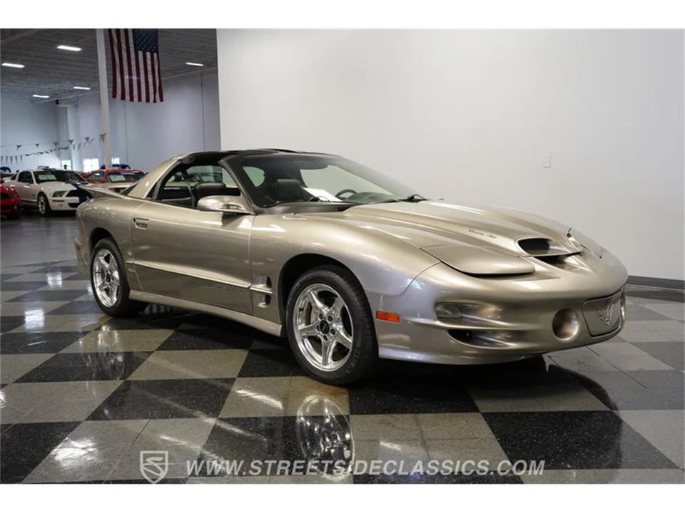 2001 Pontiac Firebird 4th Gen - Image 15 of 31