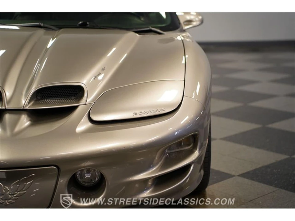 2001 Pontiac Firebird 4th Gen - Image 19 of 31