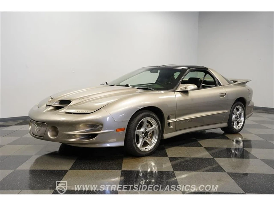 2001 Pontiac Firebird 4th Gen - Image 4 of 31