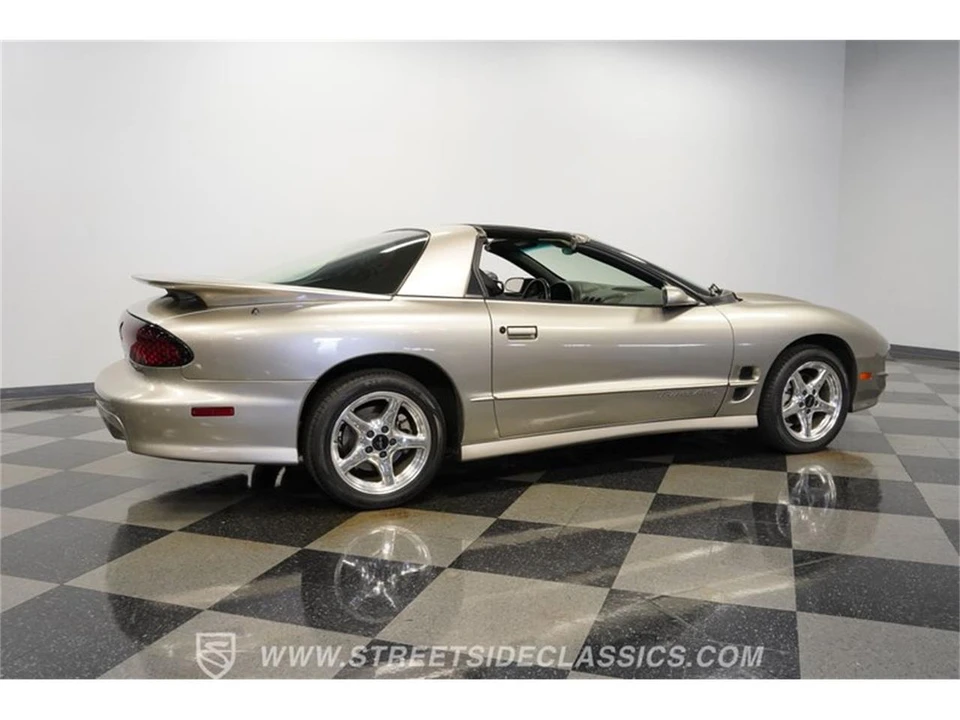 2001 Pontiac Firebird 4th Gen - Image 12 of 31