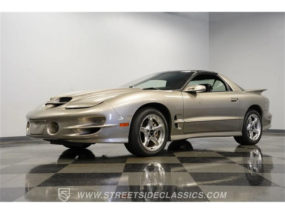 2001 Pontiac Firebird 4th Gen - Image 20 of 31