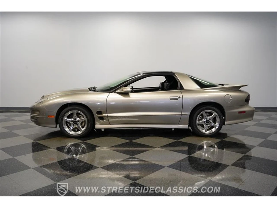 2001 Pontiac Firebird 4th Gen - Image 6 of 31