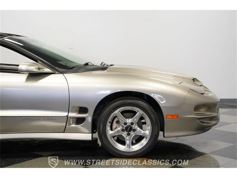 2001 Pontiac Firebird 4th Gen - Image 29 of 31