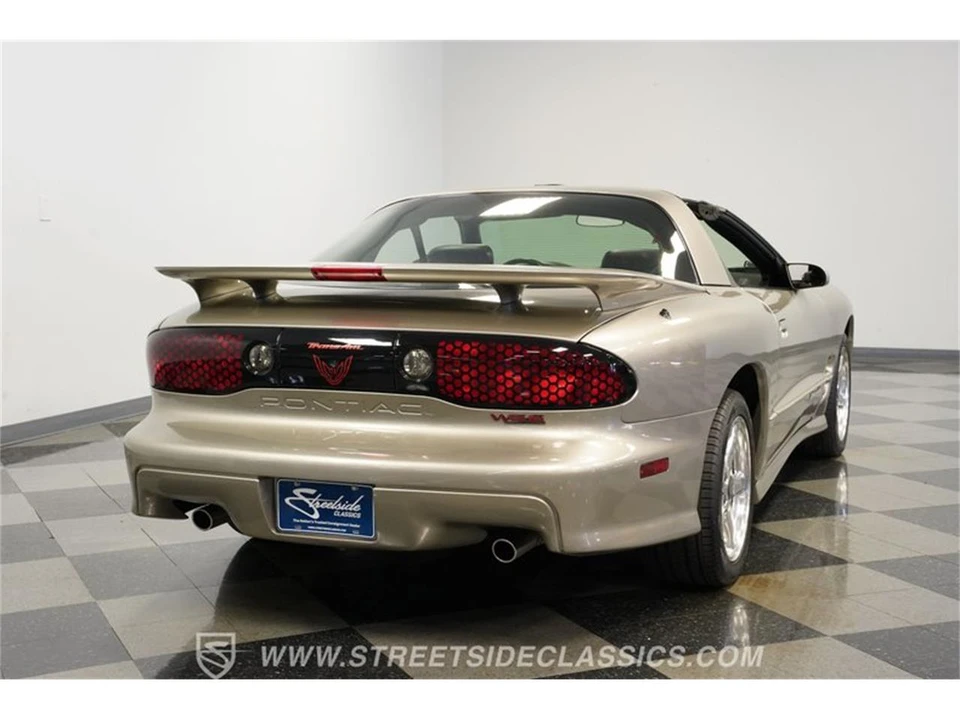 2001 Pontiac Firebird 4th Gen - Image 10 of 31