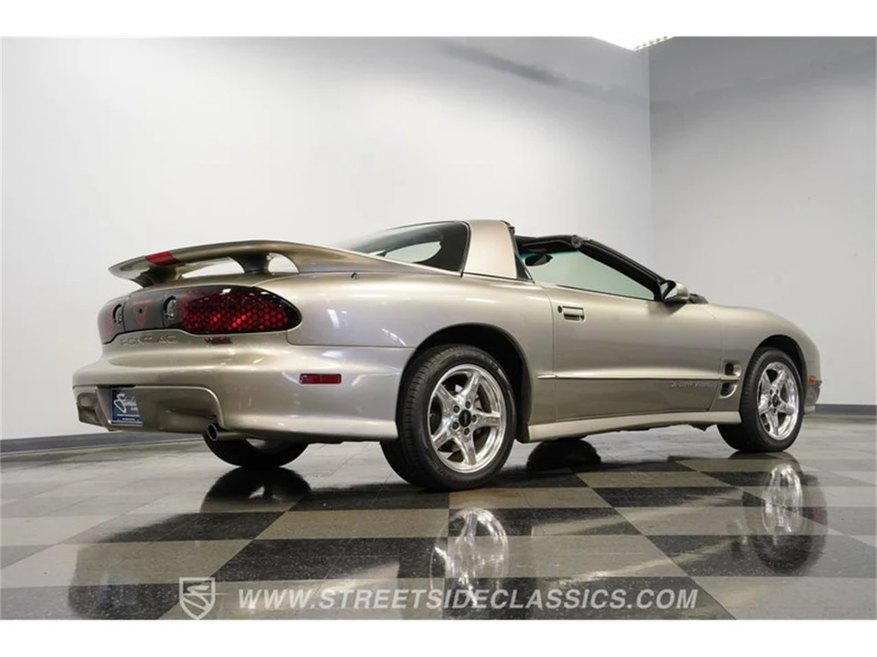 2001 Pontiac Firebird 4th Gen - Image 26 of 31