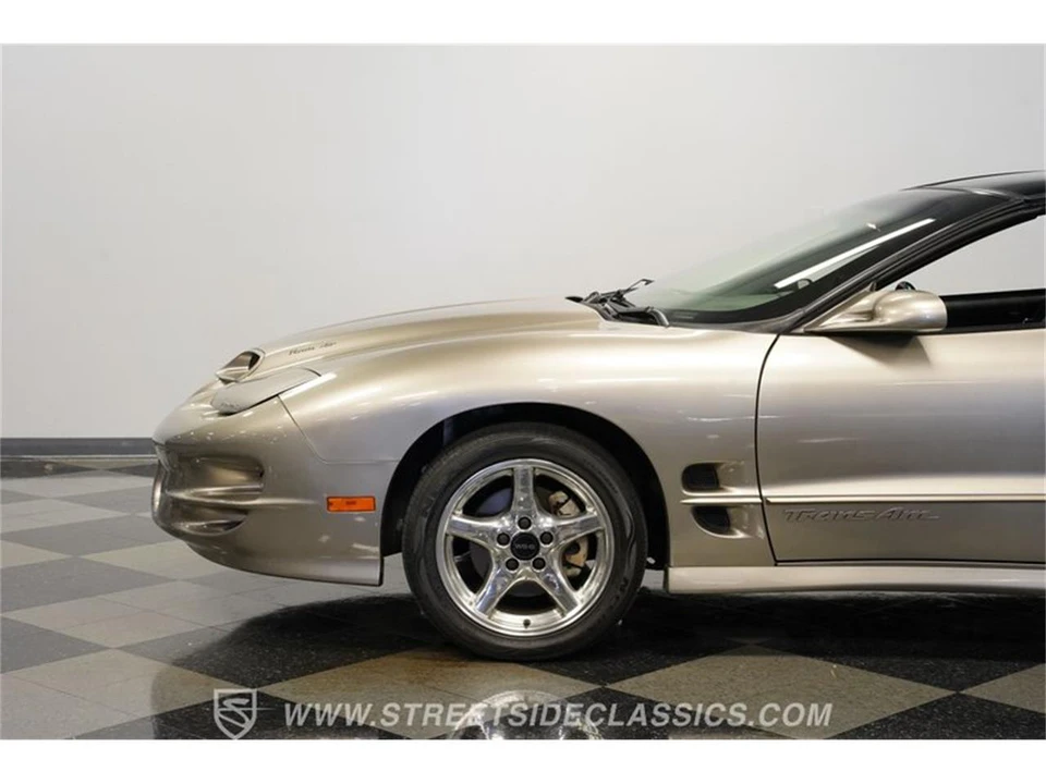 2001 Pontiac Firebird 4th Gen - Image 22 of 31