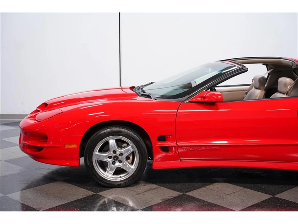 2001 Pontiac Firebird 4th Gen - Image 19 of 31