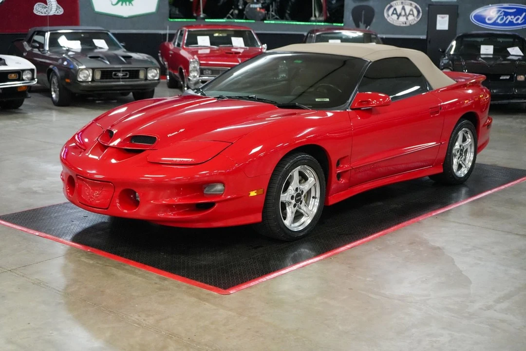 2001 Pontiac Firebird 4th Gen - Image 10 of 31