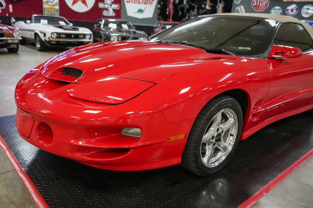 2001 Pontiac Firebird 4th Gen - Image 19 of 31