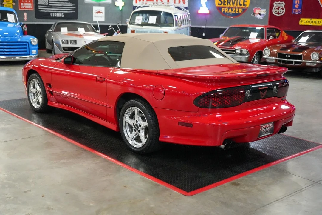 2001 Pontiac Firebird 4th Gen - Image 13 of 31