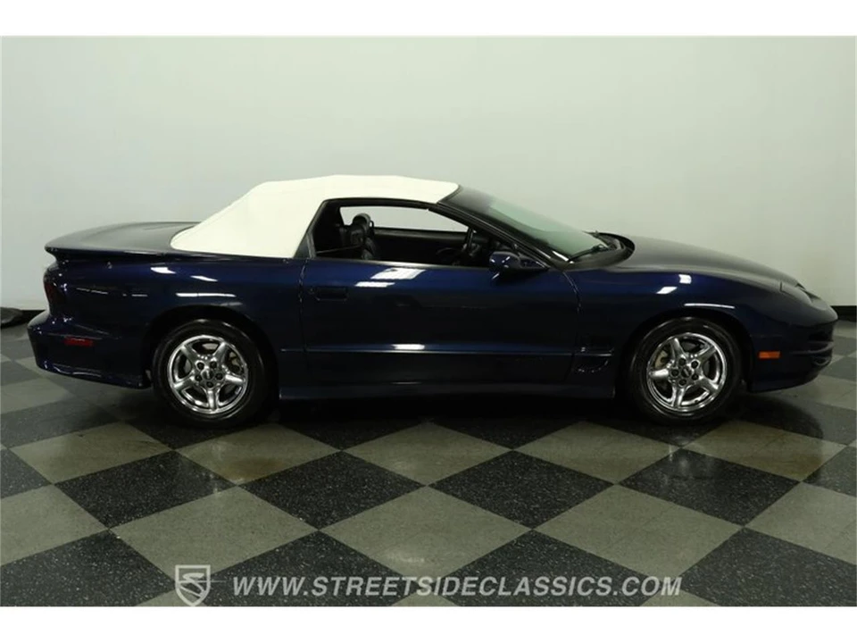 2001 Pontiac Firebird 4th Gen - Image 13 of 31