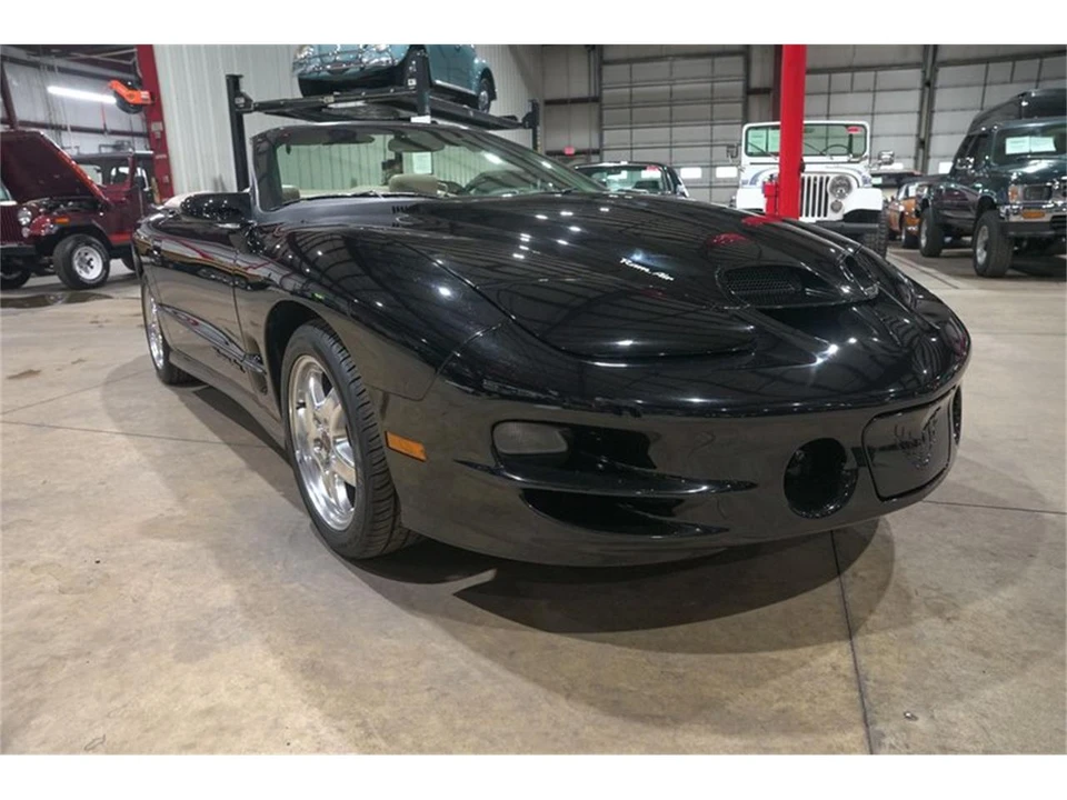 2001 Pontiac Firebird 4th Gen - Image 12 of 31