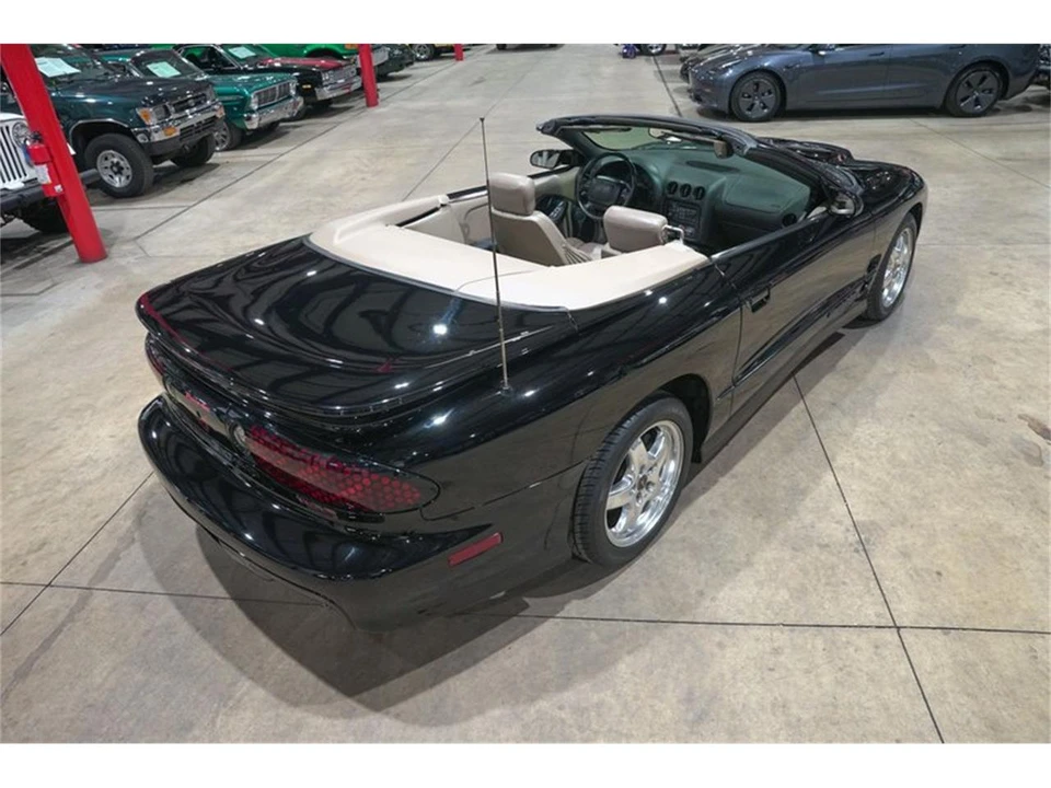 2001 Pontiac Firebird 4th Gen - Image 17 of 31