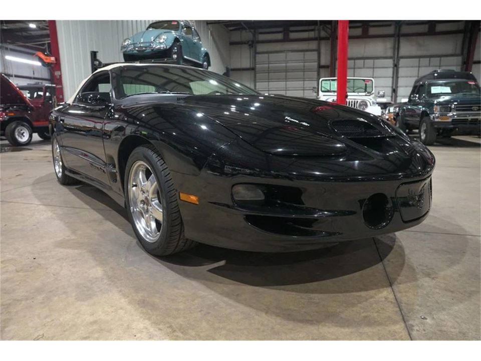 2001 Pontiac Firebird 4th Gen - Image 28 of 31