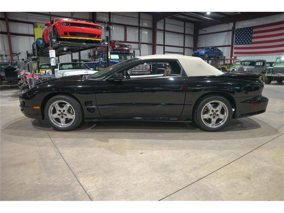2001 Pontiac Firebird 4th Gen - Image 20 of 31