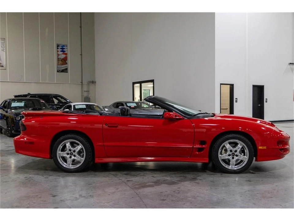 2001 Pontiac Firebird 4th Gen - Image 7 of 31