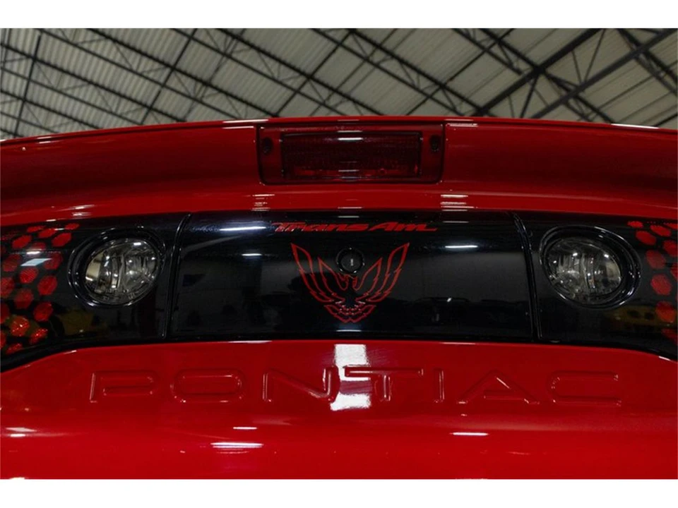 2001 Pontiac Firebird 4th Gen - Image 25 of 31