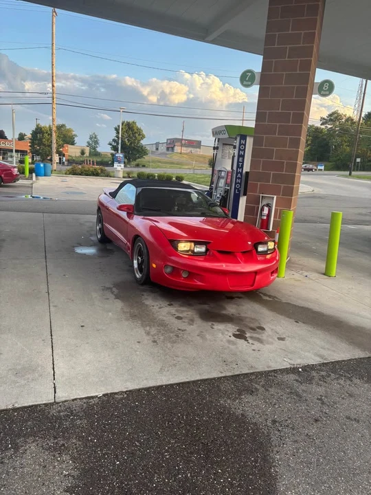 2001 Pontiac Firebird 4th Gen - Image 3 of 10