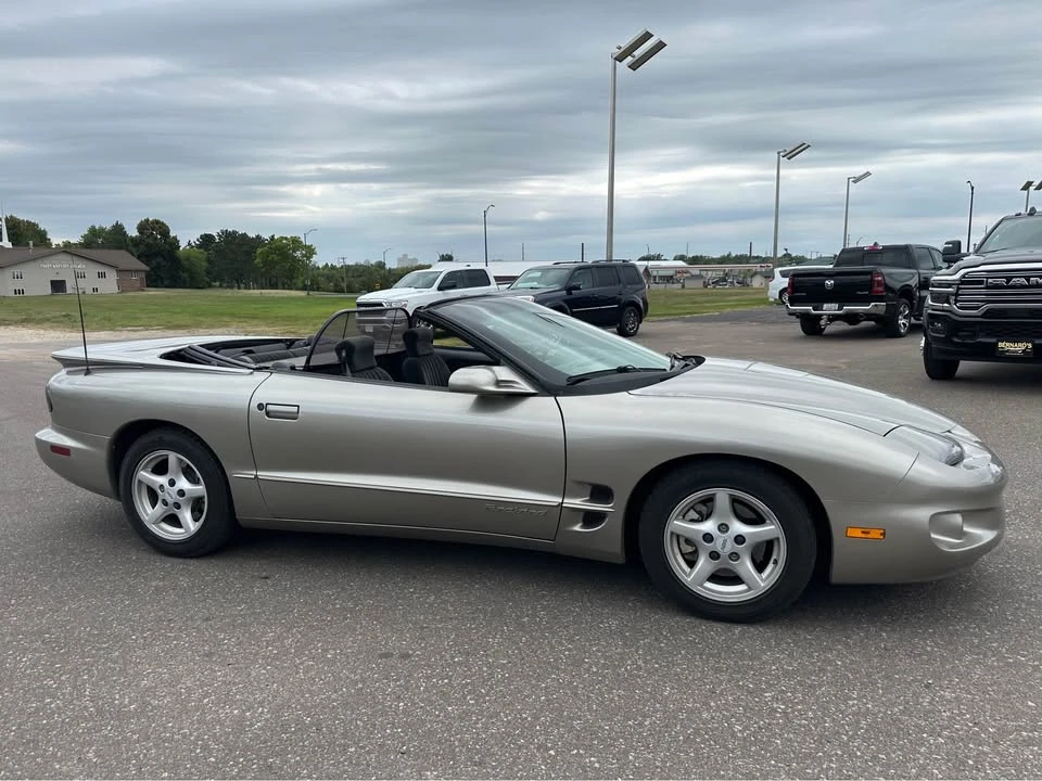 2001 Pontiac Firebird 4th Gen - Image 6 of 12