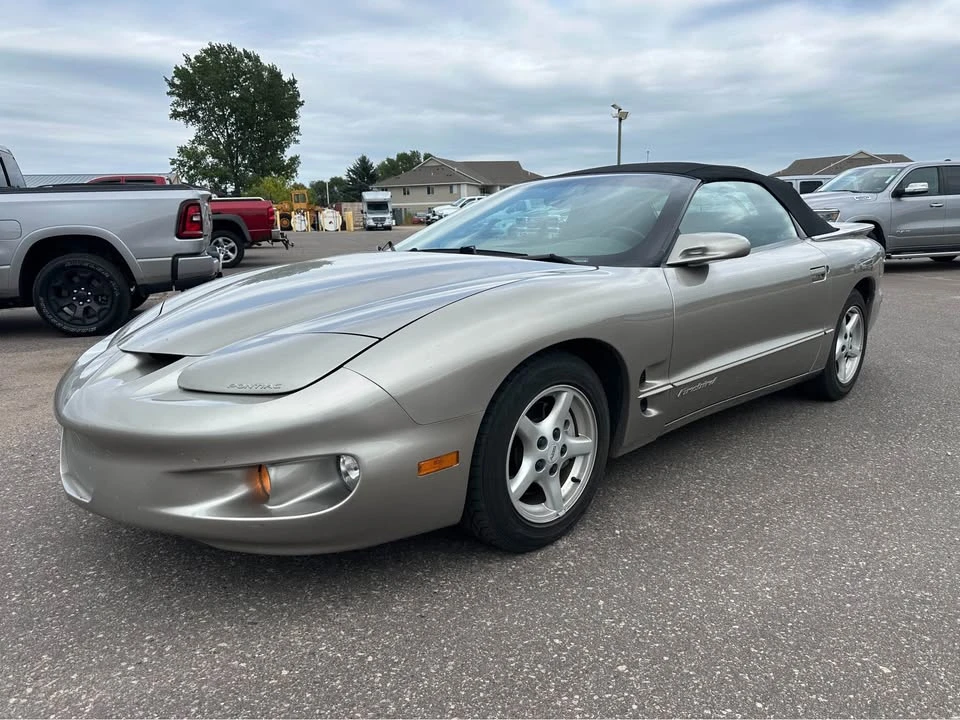 2001 Pontiac Firebird 4th Gen - Image 2 of 12