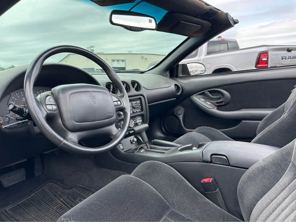 2001 Pontiac Firebird 4th Gen - Image 8 of 12